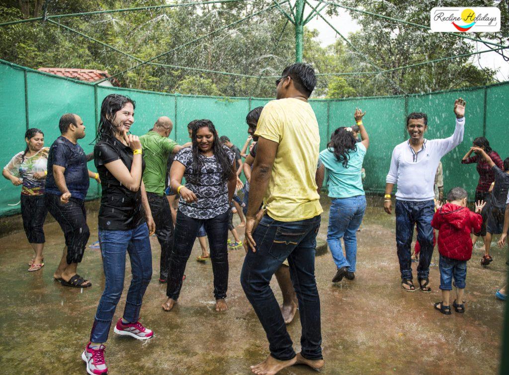 Cozy bungalow on rent near pune with private pool