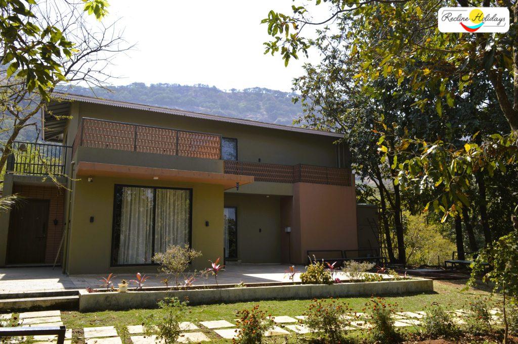 Villa in mulshi for rent with nature trails